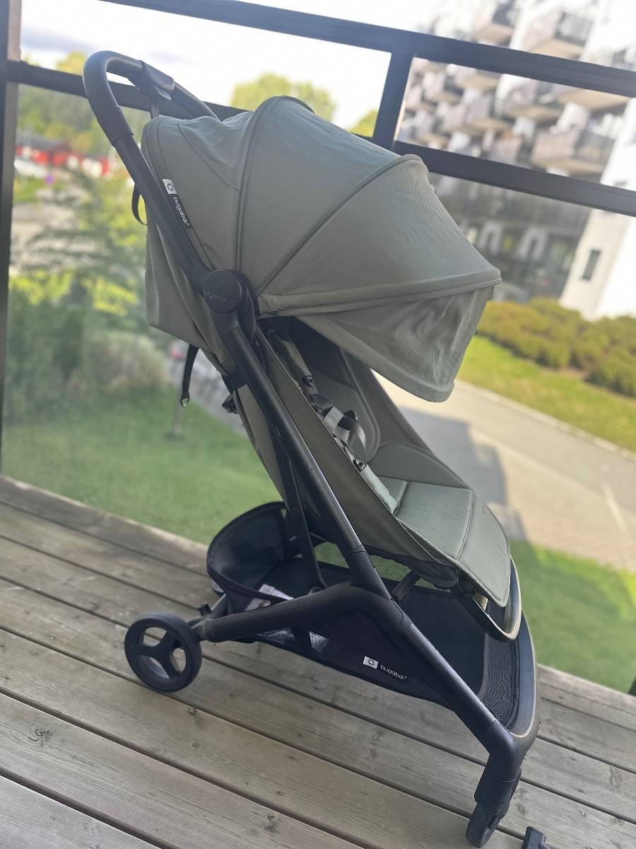Bugaboo butterfly 2 i grønn farge med reisebag, regntrekk og myggnett til leie i Oslo (generelt)